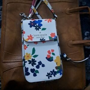 Kate Spade New York Cameron Grand Flora North South Flap Phone Crossbody bag